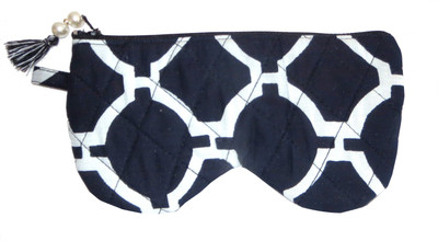 

Needlecrest BG04138HNYCMB Pouch(Black)