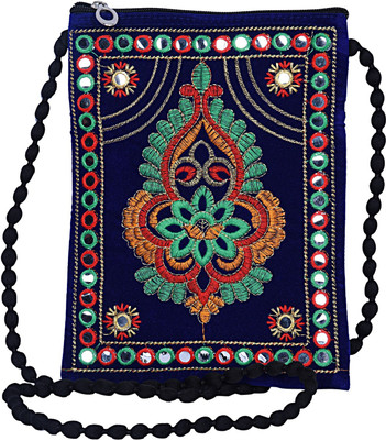 

Magnus Fabulous Zari Embroidery Pouch(Multicolor)