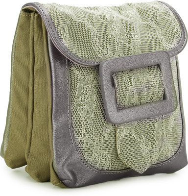 

Baggit LMP Codex Cluster Pouch(Green)
