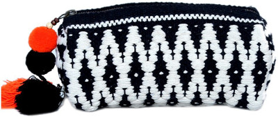 

Diwaah Handcrafted Pouch(Multicolor)