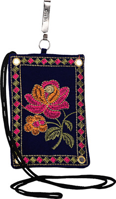 

Magnus Embroidered Pouch(Black)