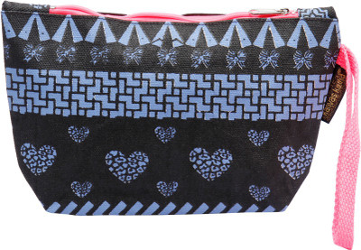 

Kanvas Katha Pouch Wristlet(Black)