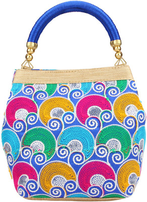 

The Peacock Craft Kutchi Work batuwa Small (Blue) Wristlet(Blue)
