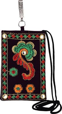 

Magnus Embroidered Pouch(Black)