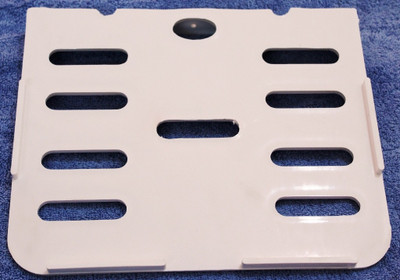 

SmridhiG Milky Plastic Wall Shelf(Number of Shelves - 1, White)