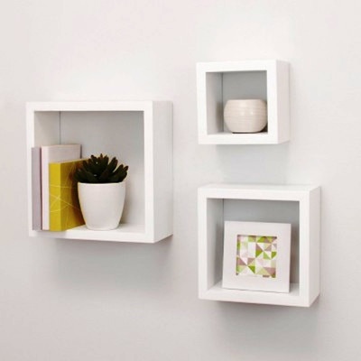 

Onlineshoppee handicraft design MDF Wall Shelf(Number of Shelves - 3, White)
