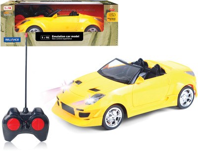 

Commando 1:16 R/C City Car Convertible-Yellow(Multicolor)