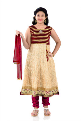 

Saarah Self Design(Stitched, Beige;maroon
