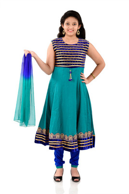 

Saarah Solid Kurta & Churidar(Stitched, Green