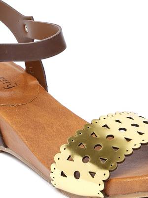 Dressberry Women Gold Heels