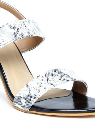 Dressberry Women Black Heels