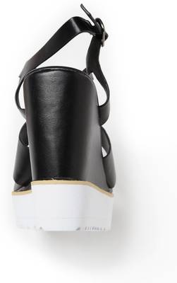 Dressberry Women Black Heels