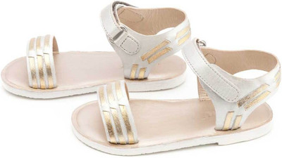 

Drish Girls Sports Sandals(Silver