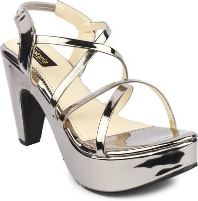 Shoetopia Women White Heels