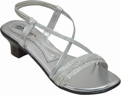 

D&D Women Silver Heels