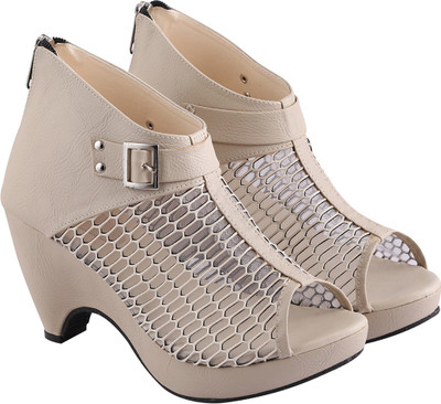 

Go India Store Women WHITE Wedges