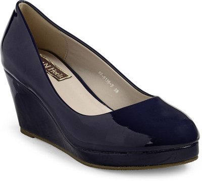 

Flat n Heels Women Navy Wedges