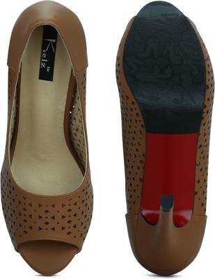 Kielz Women Tan Heels