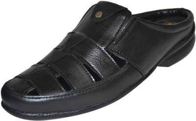 Strive Men Black Sandals