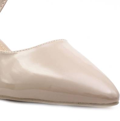 Shuberry Women White Heels