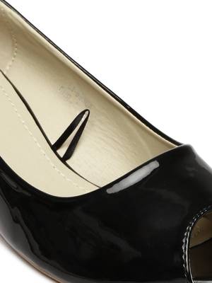 Dressberry Women Black Heels