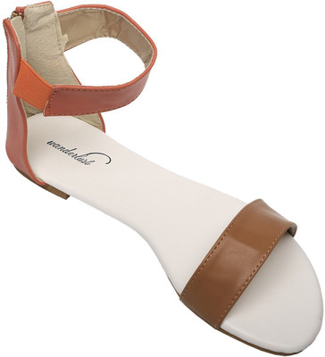 

Wanderlust Women Beige Flats