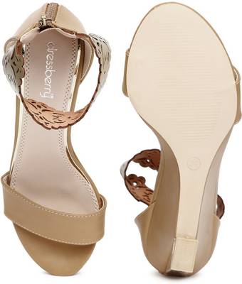Dressberry Women Black Heels