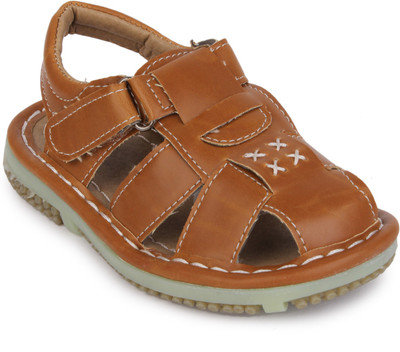 

Action Shoes Boys Sports Sandals, Tan