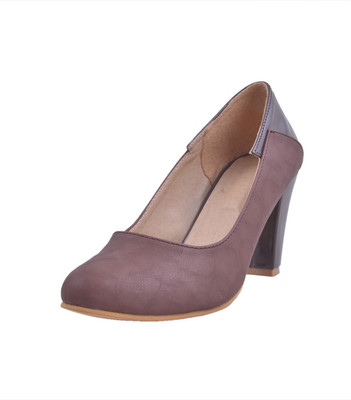 

Adorn Women Brown Heels