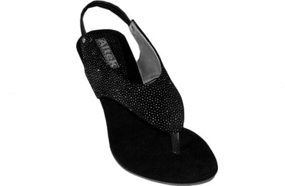 

Altek Girls Wedges(Black