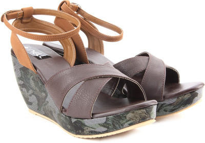 

Nell Women Brown Wedges