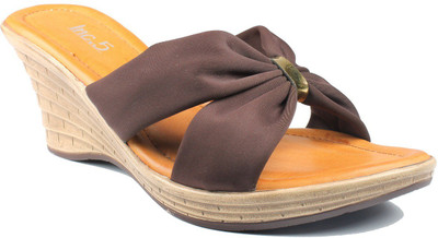 

Inc.5 Women BROWN Wedges