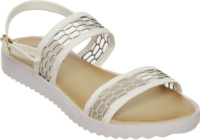 

Bruno Manetti Women White Flats