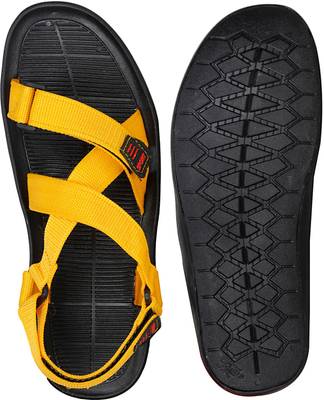 Kraasa Men Tan Sandals
