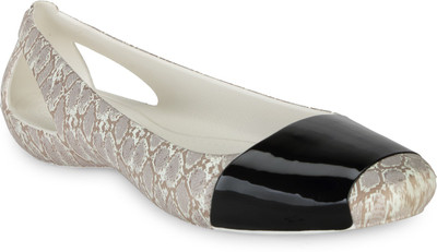 

Crocs Women Brown Flats