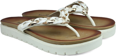 

Inc.5 Women WHITE Flats