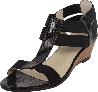 

Flora Women 01,Black Wedges