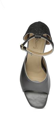 Dressberry Women Black Heels