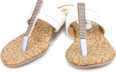 

Digni Women White Flats