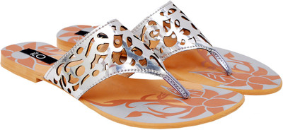 

Ilo Women Silver Flats