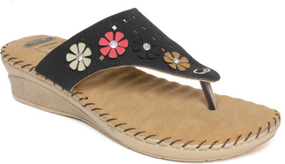 

Vendoz Women Black Flats