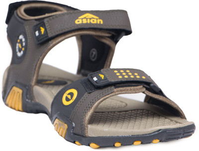 

Asian Men Mehandi Sandals