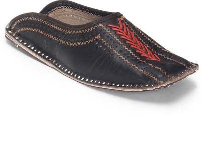 Paduki Men White Sandals