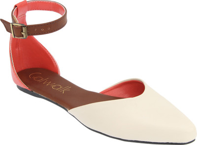 

Catwalk Women BEIGE Flats