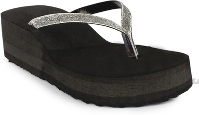 

Moonwalk Women Silver Wedges