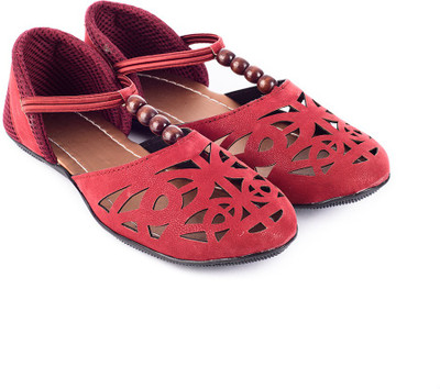 

Myra Women Red Flats