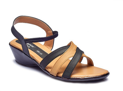 

Dolphin Miles Women Black Wedges