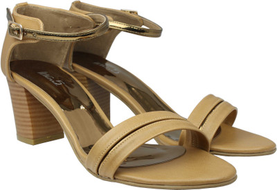 

Inc.5 Women BEIGE Heels