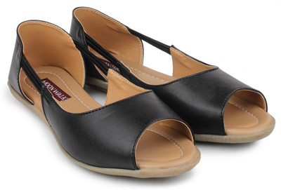 

Moonwalk Women Black Flats