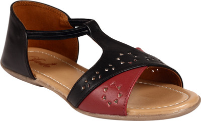 

Jade Women Black Flats